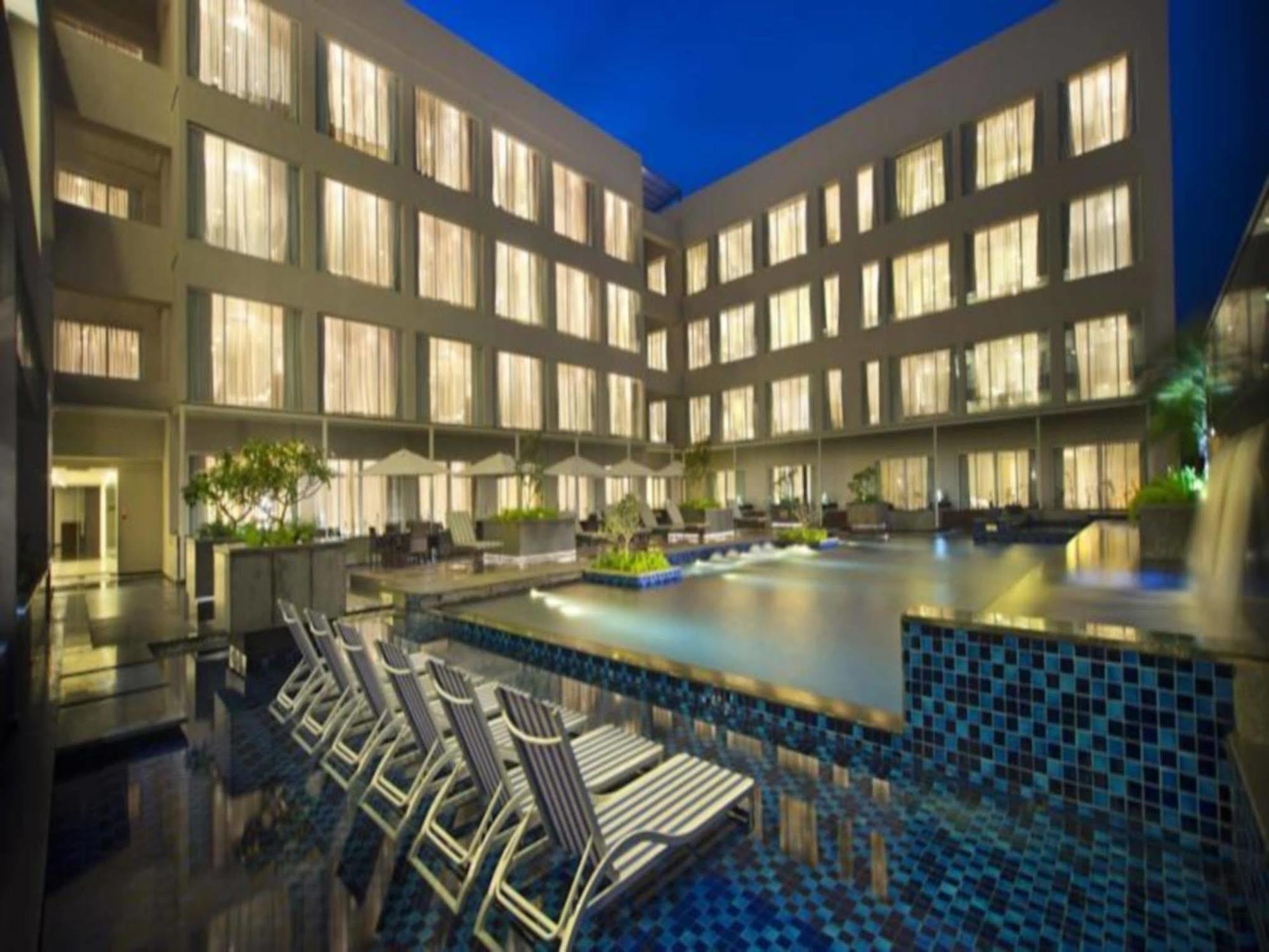 Oakwood Residence Whitefield Bangalore Exterior photo