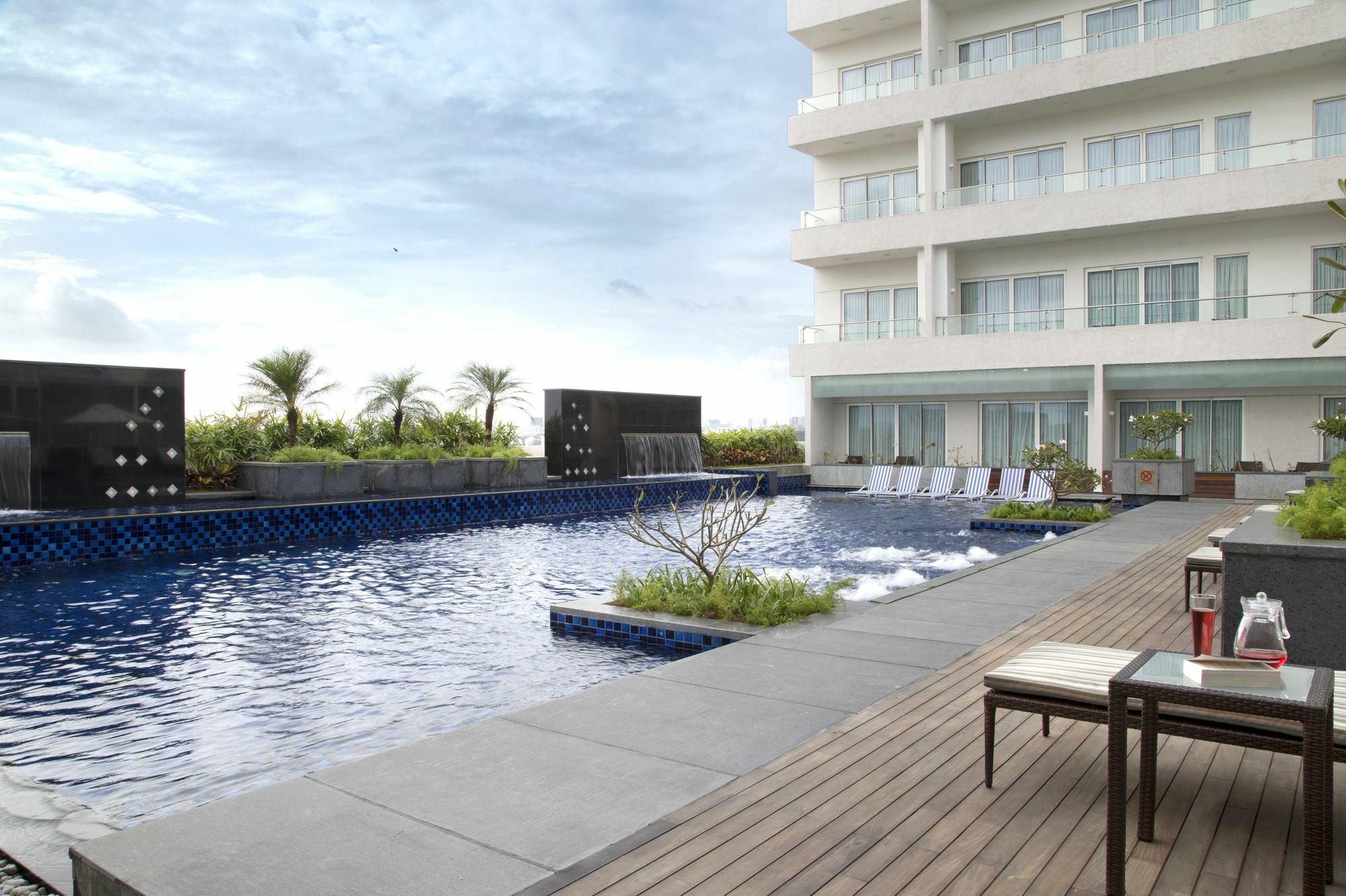 Oakwood Residence Whitefield Bangalore Exterior photo